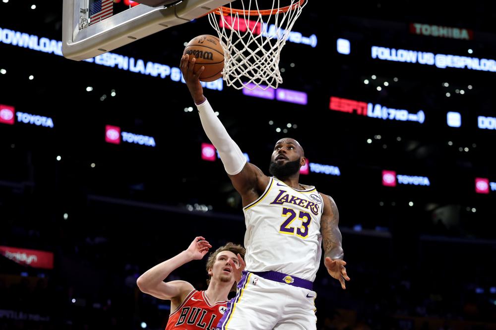 1-0！桑托斯击败弗拉门戈，内马尔复出，第84分钟绝杀疯狂庆祝